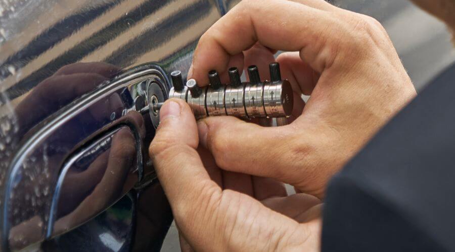 Expert new roof installation services in Oakland, IL